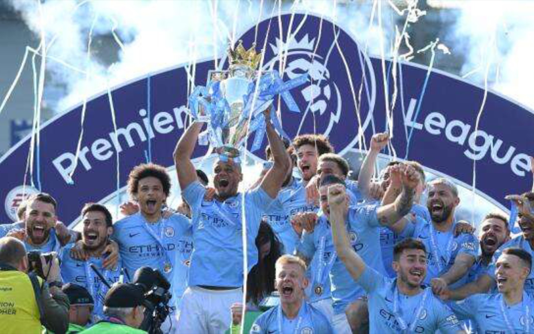 并签约至2 并签约至2