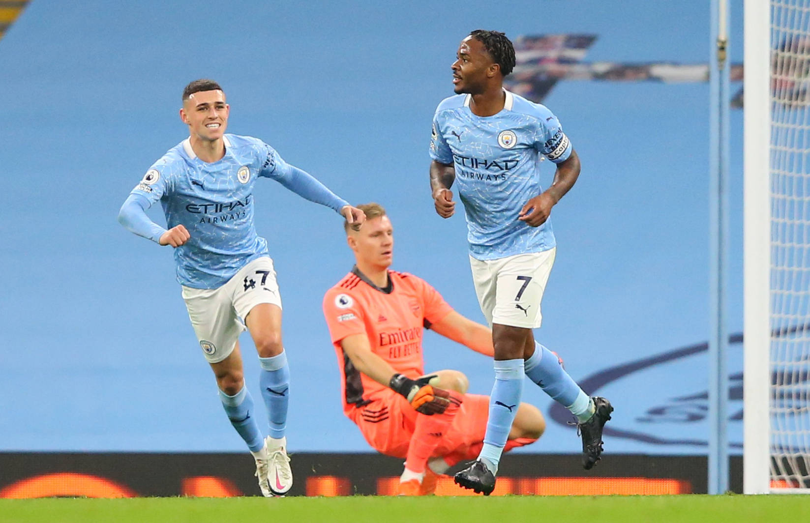 四人混战的 四人混战的