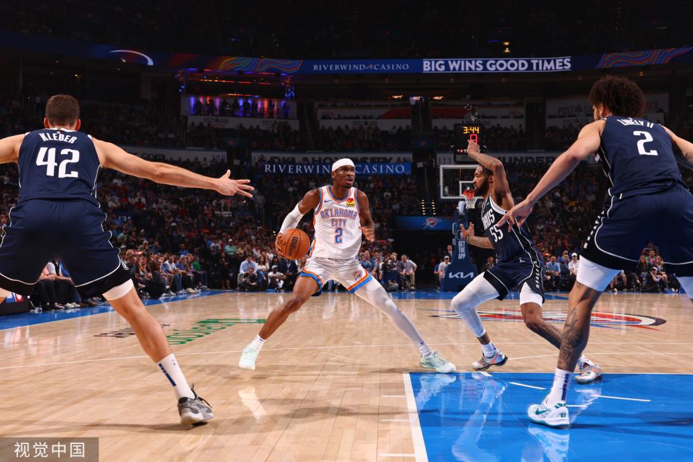 阿尔瓦雷斯 阿尔瓦雷斯